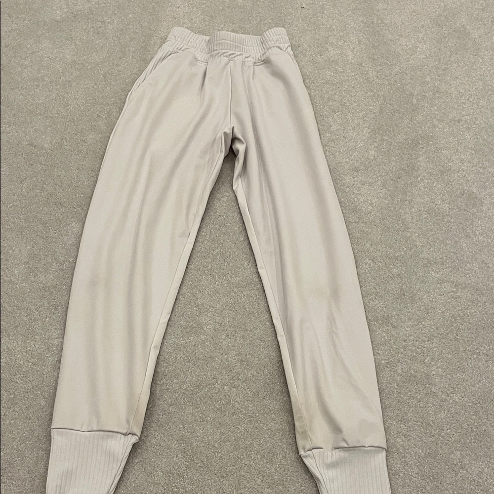FIVE DANCEWEAR PANTS - size YL - white